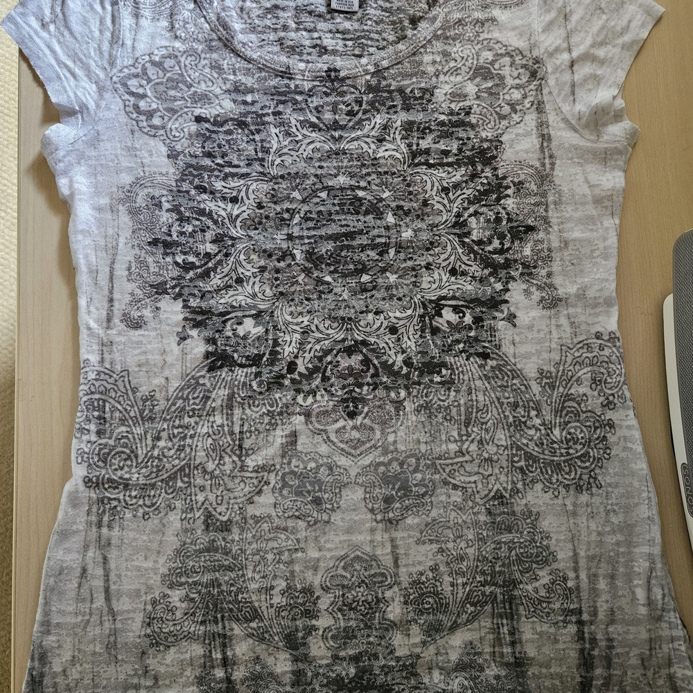 prAna Gray Patterned Short Sleeve Top